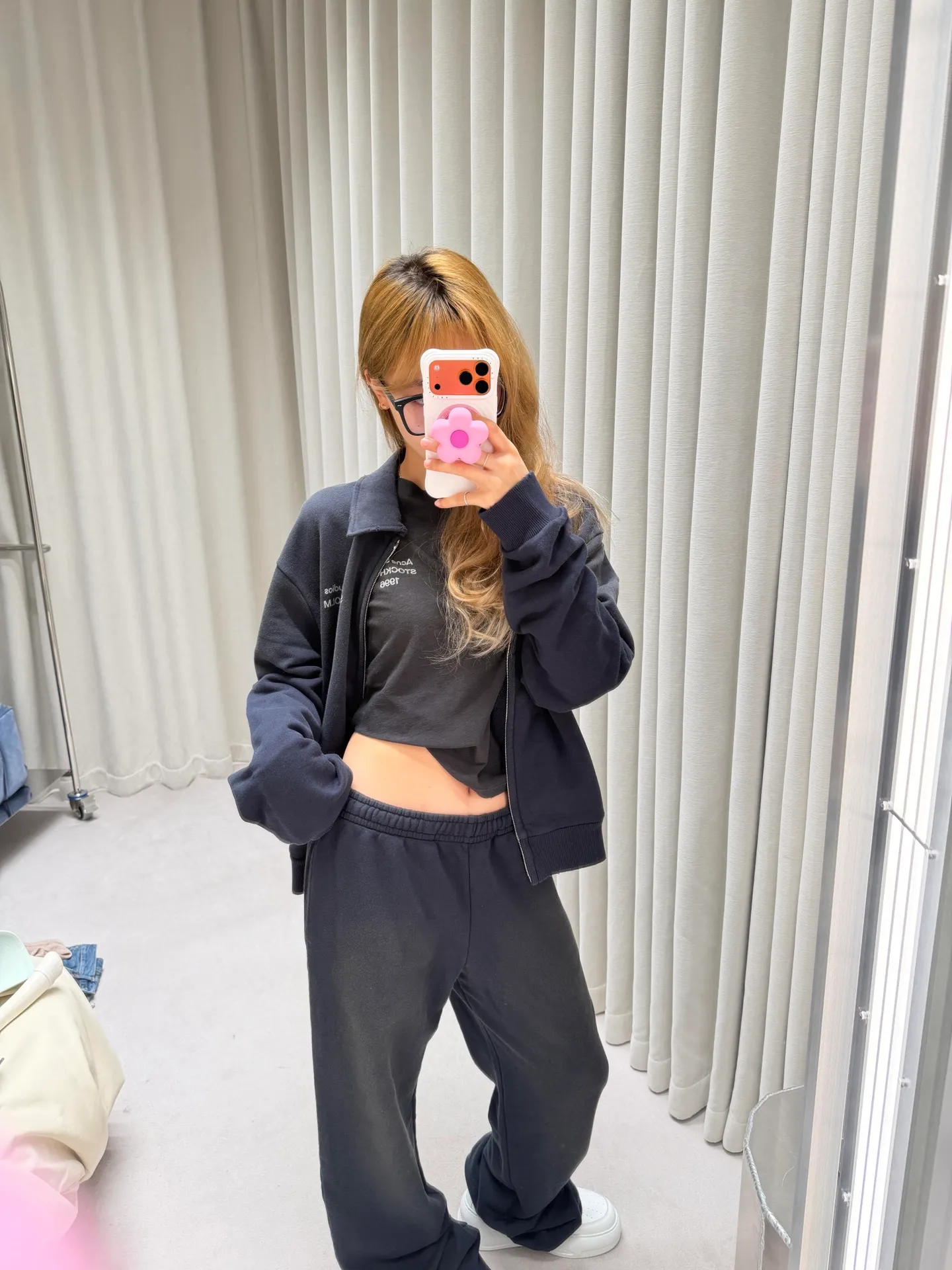 【Suit model picture】
